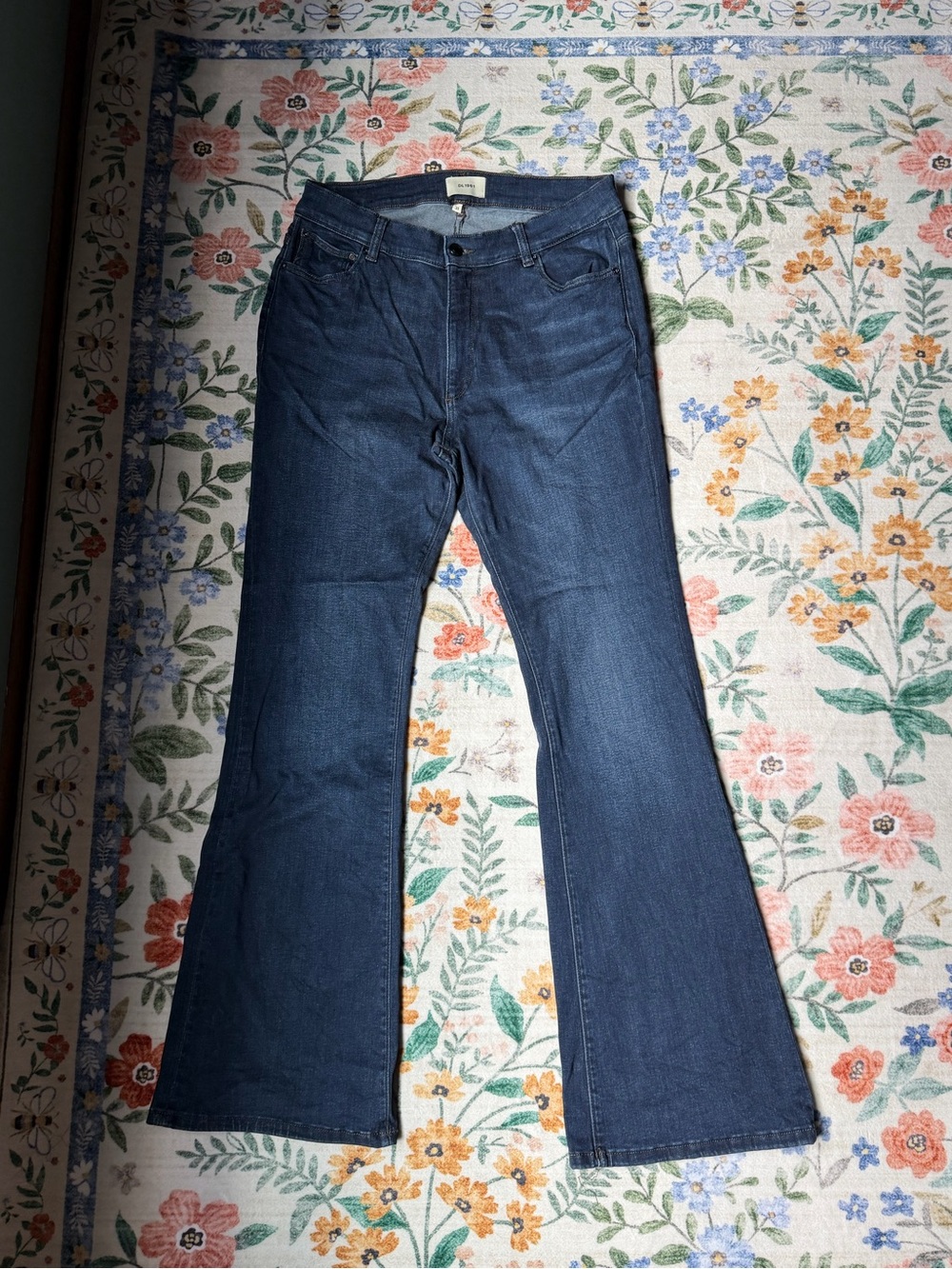 DL1961 Women's Dark Blue Flare Jeans